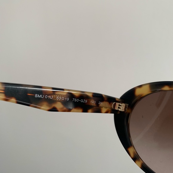 Authentic Miu Miu sunglasses - Picture 3 of 4